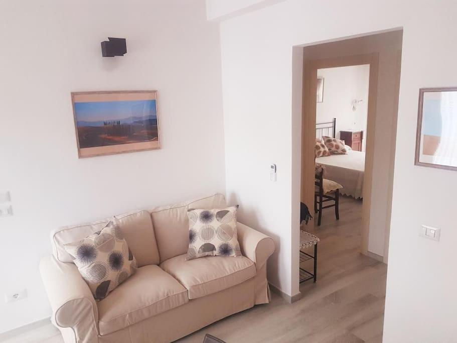 La Casina Di Nonna Giulia Apartment Castiglione d'Orcia Luaran gambar